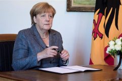 Refugee Crisis: Chancellor Merkel domestic popularity has further declined