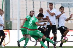 Retired Spanish Footballers thrash Iran Veterans 4-1 in a charity match