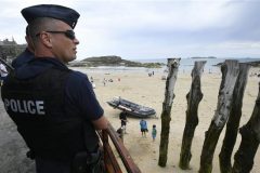 France expels 2 Moroccans over security threats