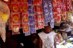 Cameroon: Inter-ministerial meeting evaluates the ban on the sale of sachet whisky