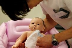 Japan: Single men looking for wives now learn baby-sitting skills