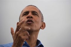 Obama mocks Trump with Twitter jab