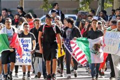 US: Thousands of students protest against Donald Trump