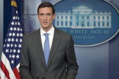 Syria: US says Assad doesn’t have to go first