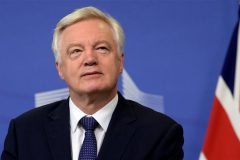 UK Brexit minister sparks debate by leaving EU talks early