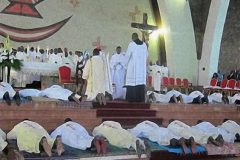 Yaounde: Roman Catholic priest who had been secretly married with children dismissed