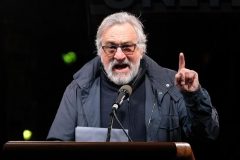 Robert De Niro calls Trump ‘a flat-out blatant racist’