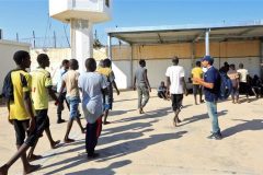 Bodies of 16 refugees found in Libya