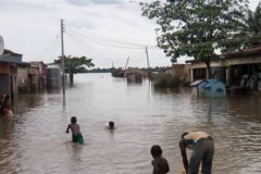 Nigeria: One dead as heavy flooding displaces thousands