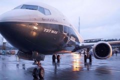 US temporarily grounds Boeing 737 MAX 9 planes after mid-flight blowout