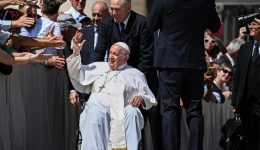 Vatican: The Holy Father resting, stable after first night in hospital