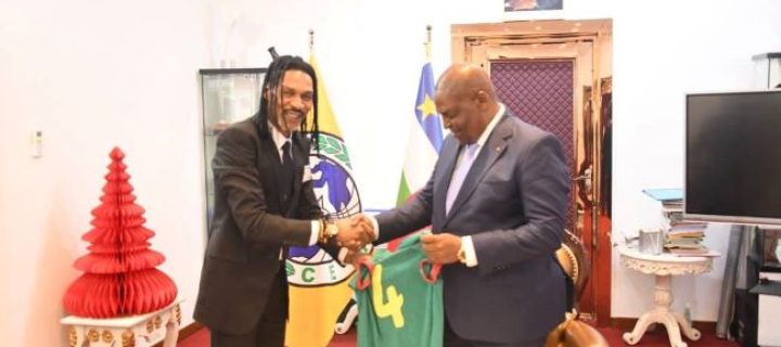 Football: Rigobert Song meets President Faustin Archange Touadéra