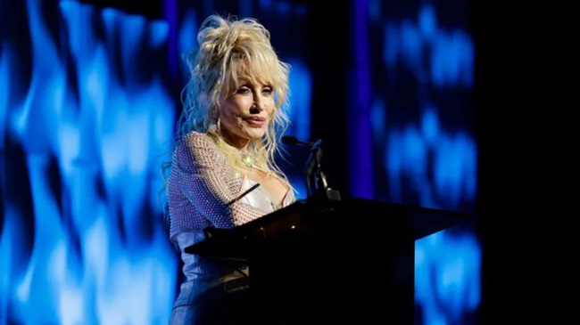 Dolly Parton releases new song honouring late husband Carl Thomas Dean